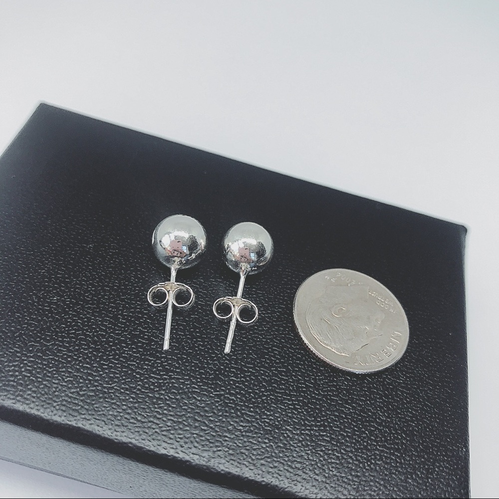925 Sterling Silver Ball Stud Earring - Picture 3 of 7